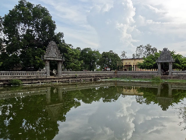 Bassins royaux du Wat Nokor © Doré Elisa