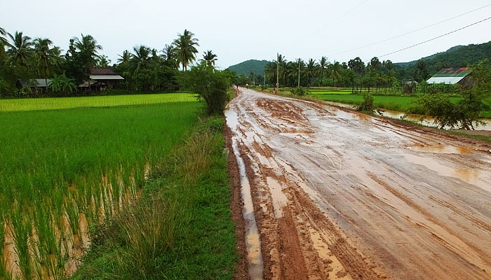 La route de Phnom Chnork