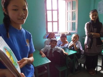 Classe (7- 8 ans) Middle point  english boarding high school - Népal 2015 © Doré. Elisa