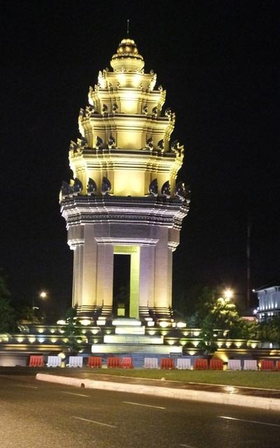 Phnom Penh - Monument de l'independance